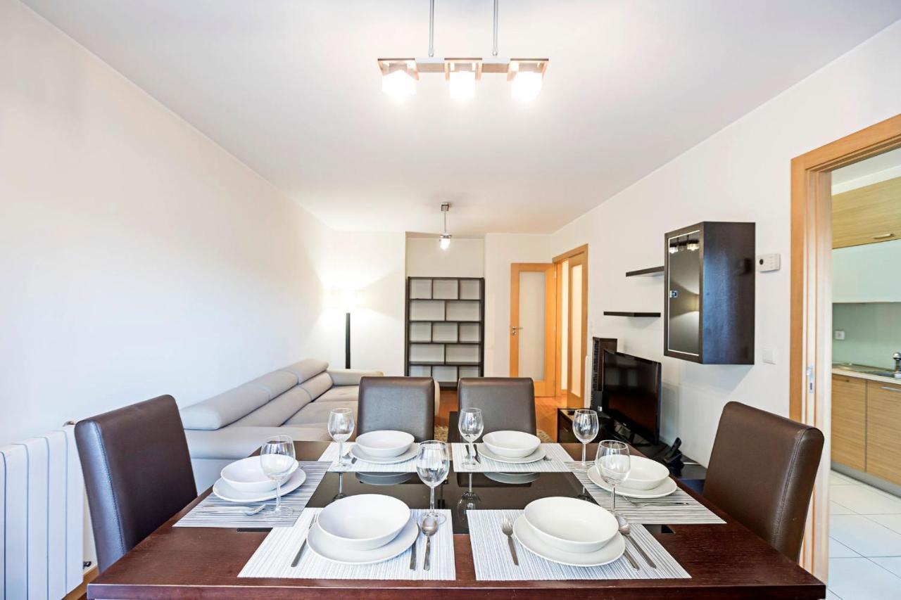 2Br Flat By Metro W/ Free Parking By Lovelystay Vila Nova de Gaia Exterior foto